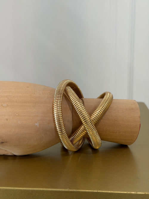 Pulsera Triple Dorada