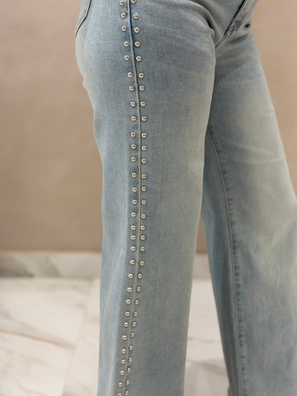 Jeans Tachuelas Plata