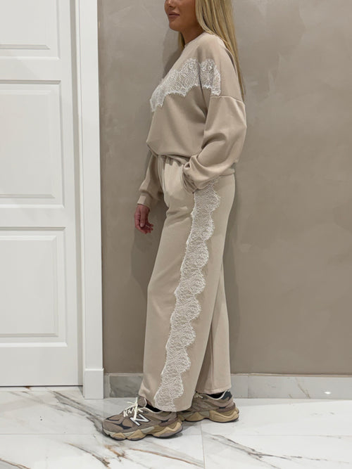 Conjunto Jogger Encaje