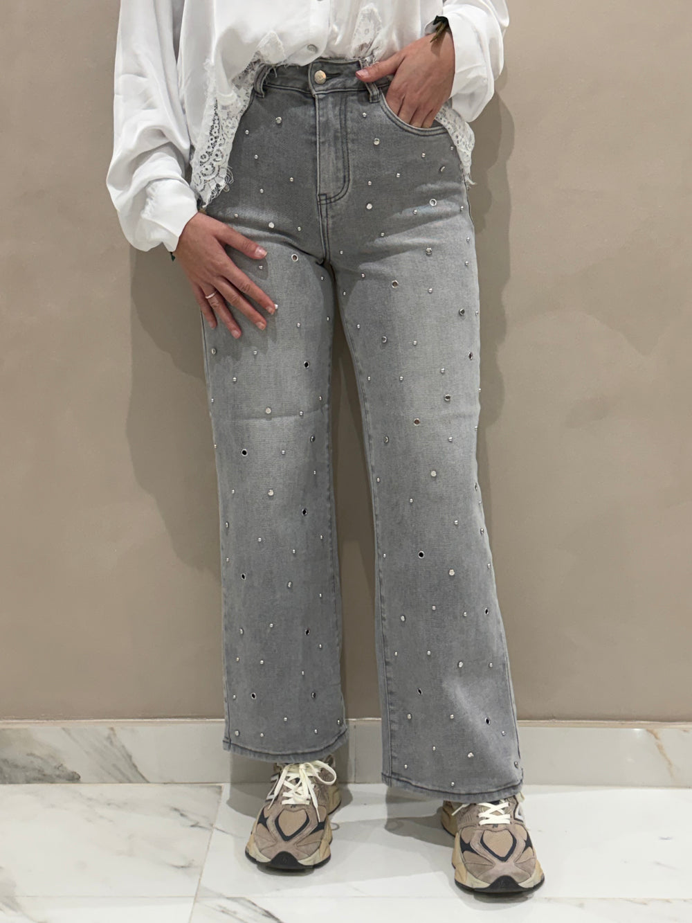 Jeans Gris Tachas