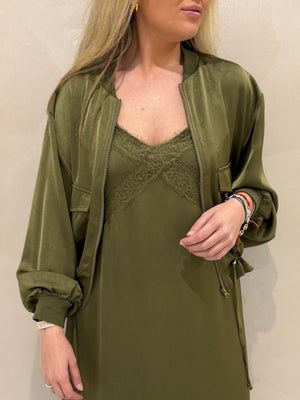 Dúo Bomber Y Vestido Lencero