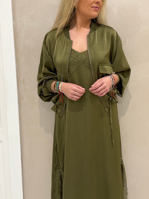Dúo Bomber Y Vestido Lencero