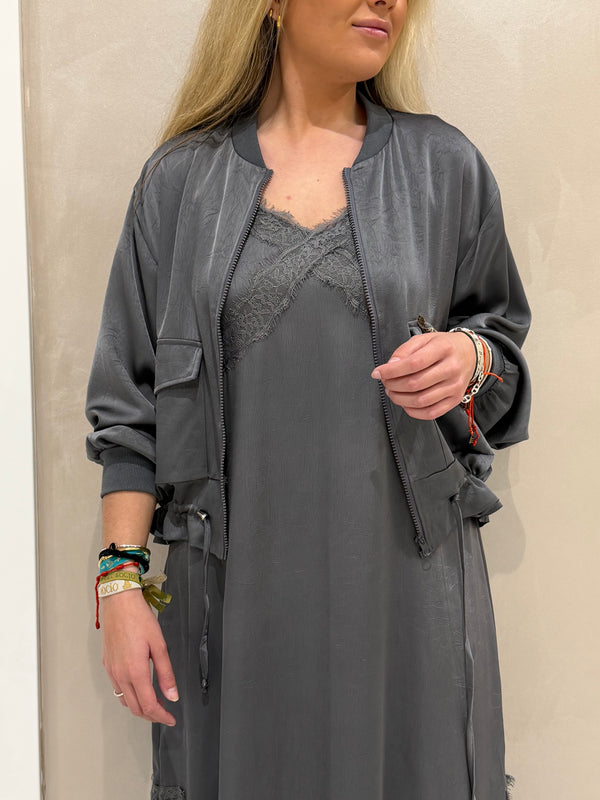 Dúo Bomber Y Vestido Lencero