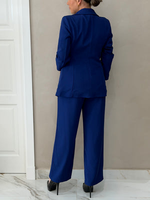 Traje Atado Nudo