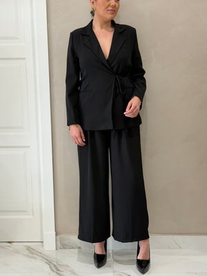 Traje Daniela