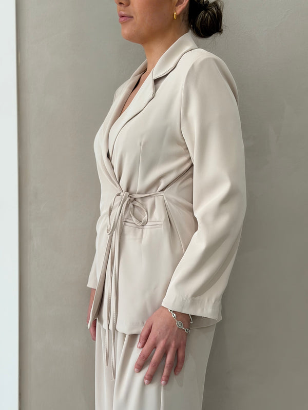 Traje Daniela