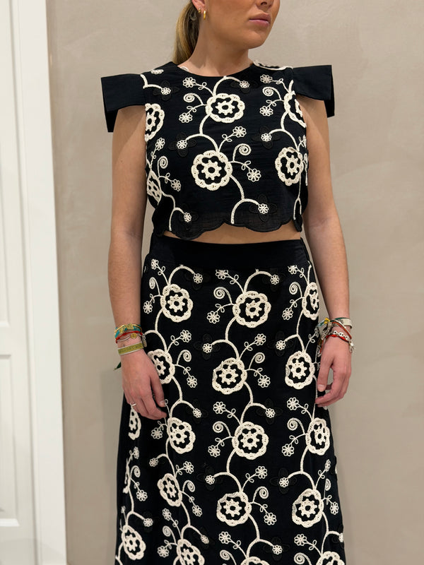 Conjunto Amalia Bordado