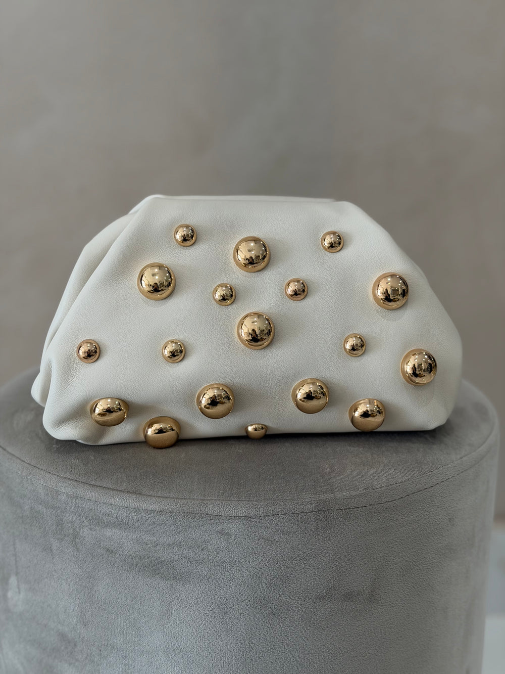 Bolso Apliques Dorados