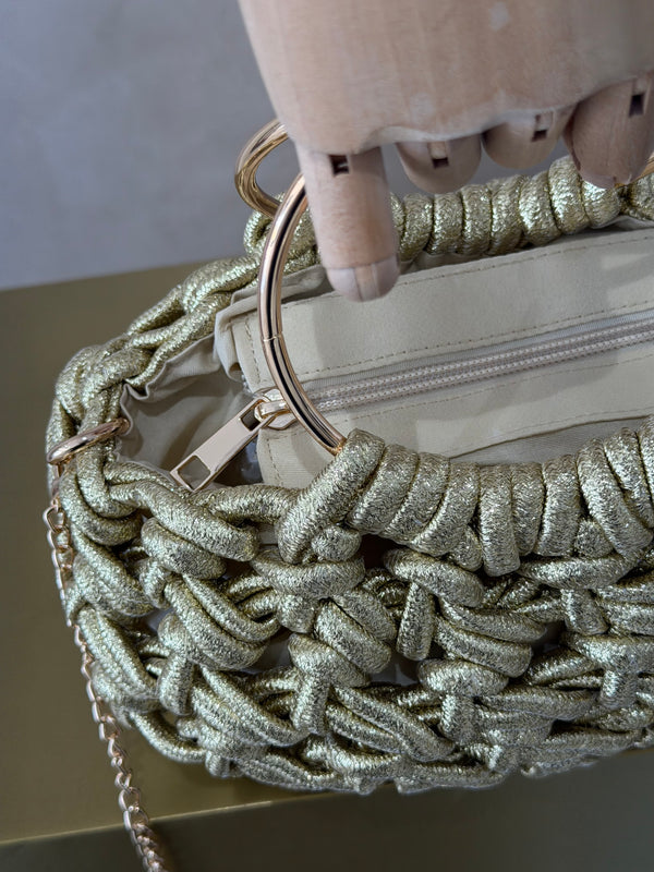 Bolso Trenzado Dorado